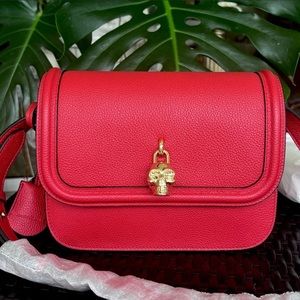 ALEXANDER MCQUEEN Padlock leather crossbody bag red